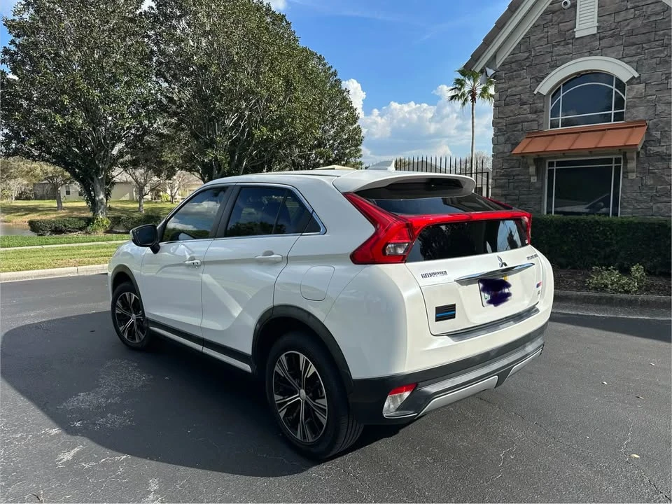 2019 Mitsubishi Eclipse Cross - Image 4 of 16