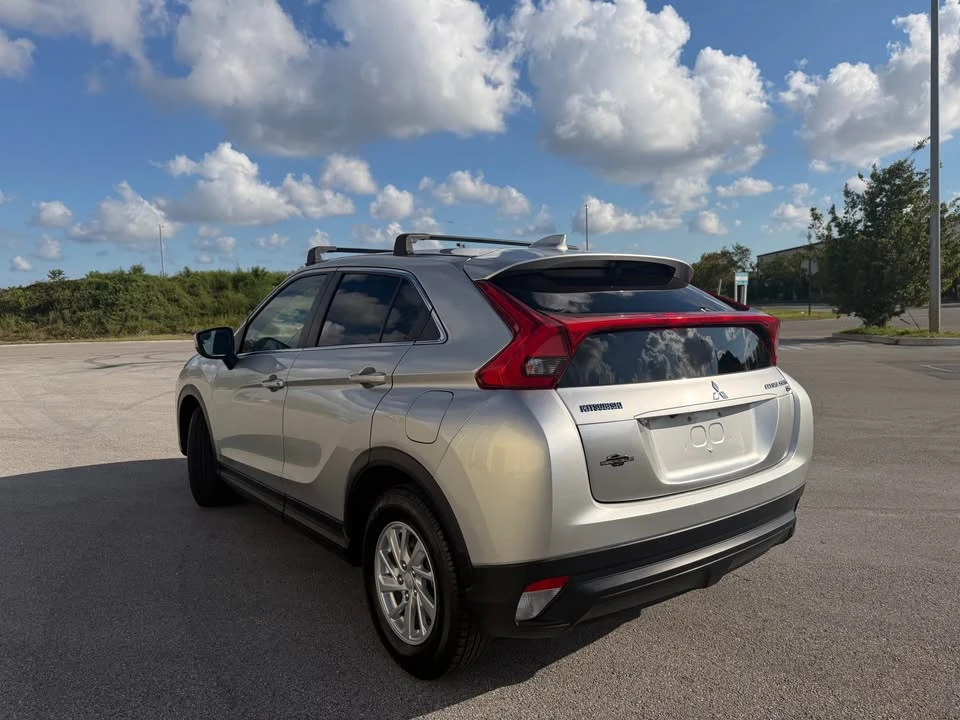 2019 Mitsubishi Eclipse Cross - Image 7 of 10