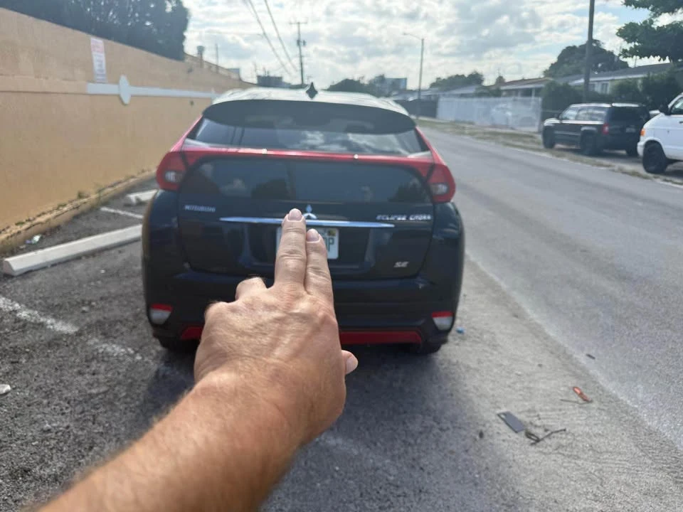 2019 Mitsubishi Eclipse Cross - Image 8 of 8