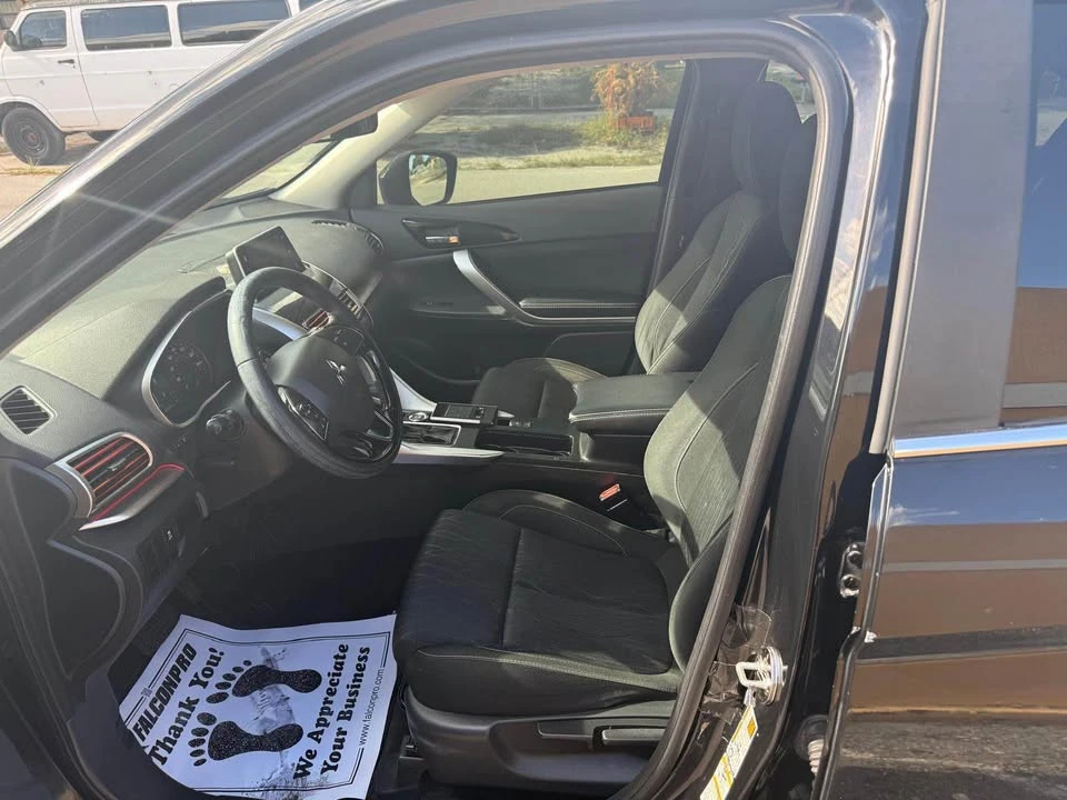 2019 Mitsubishi Eclipse Cross - Image 5 of 8