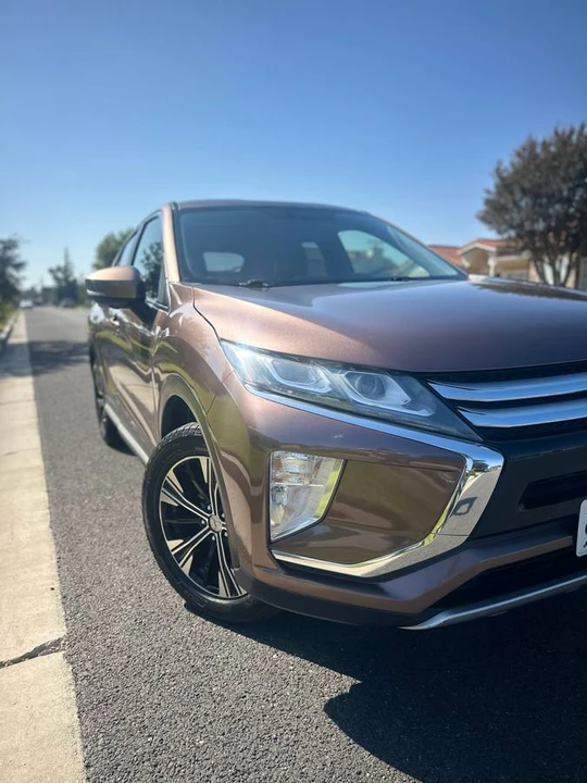 2017 Mitsubishi Eclipse Cross - Image 6 of 24