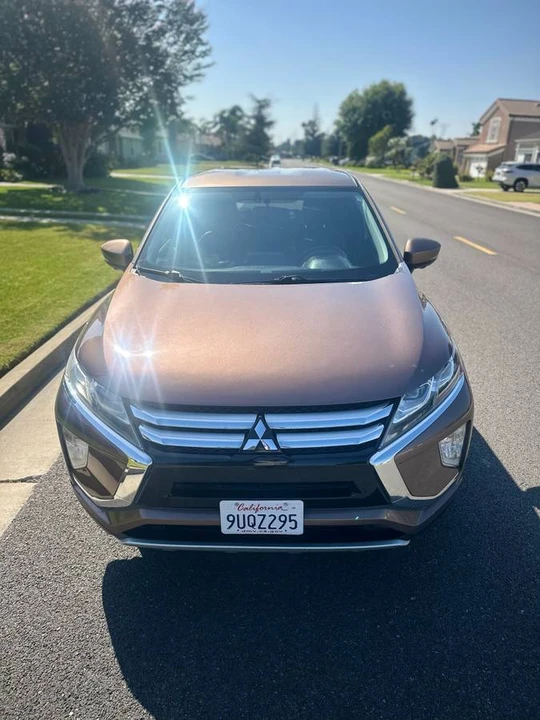 2017 Mitsubishi Eclipse Cross - Image 5 of 24