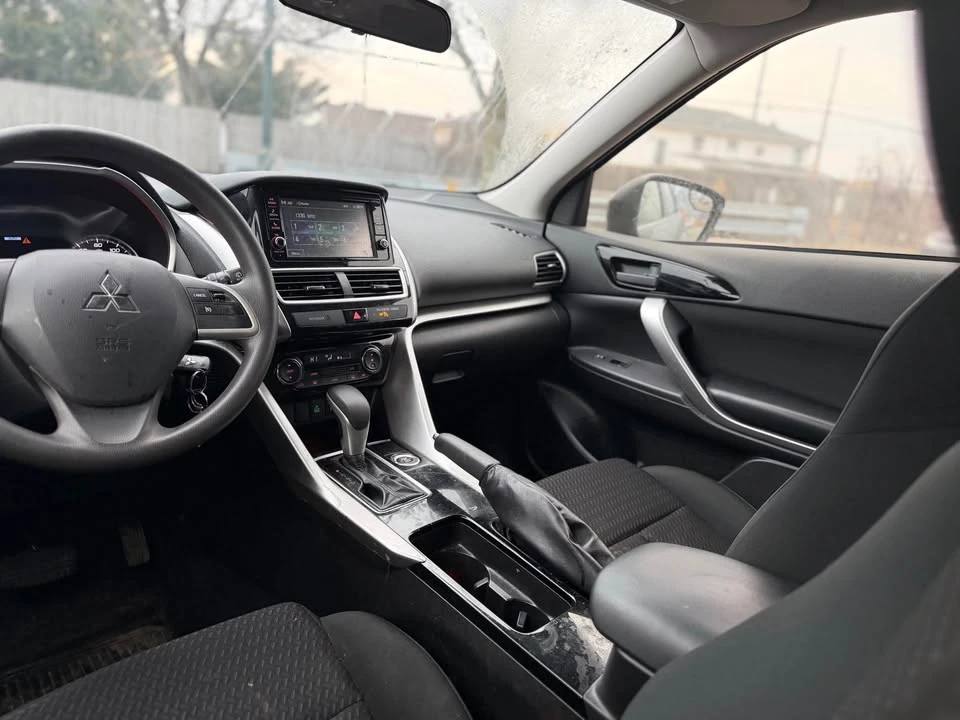2019 Mitsubishi Eclipse Cross - Image 4 of 5