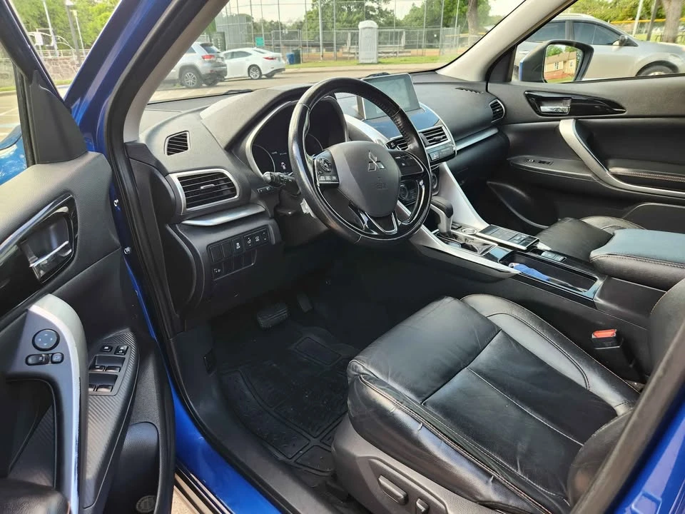 2019 Mitsubishi Eclipse Cross - Image 7 of 9