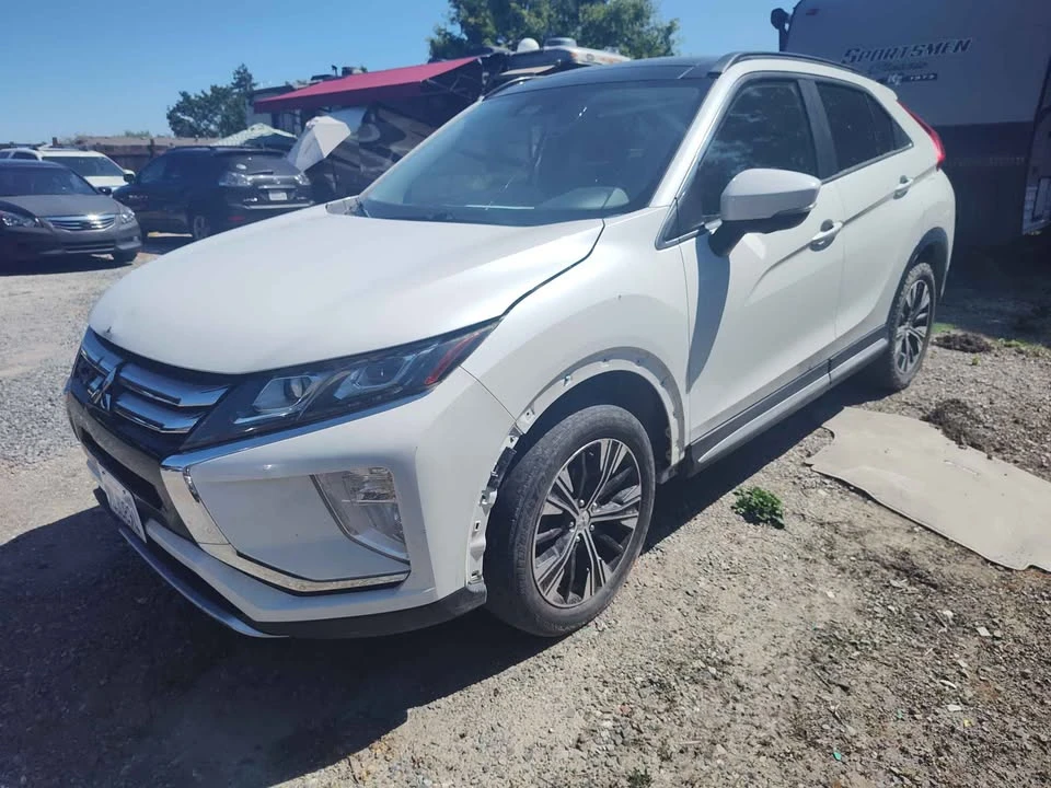 2019 Mitsubishi Eclipse Cross - Image 2 of 7