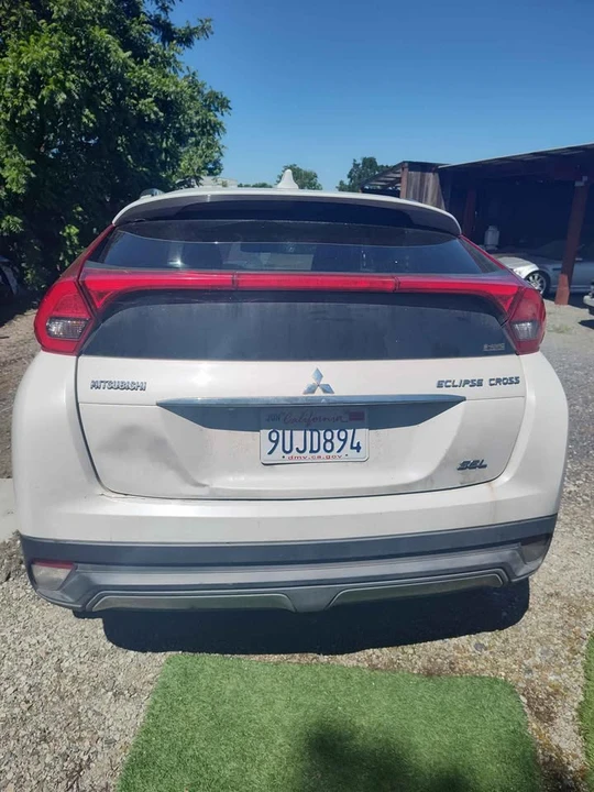 2019 Mitsubishi Eclipse Cross - Image 4 of 7
