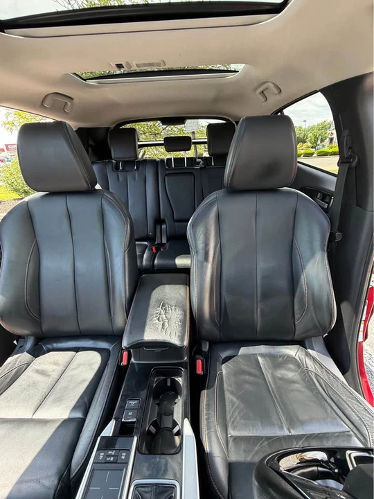 2019 Mitsubishi Eclipse Cross - Image 10 of 17