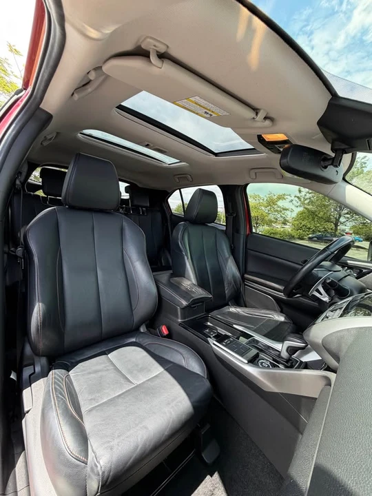 2019 Mitsubishi Eclipse Cross - Image 12 of 17