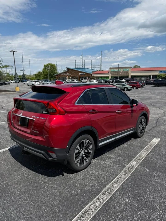 2019 Mitsubishi Eclipse Cross - Image 7 of 17