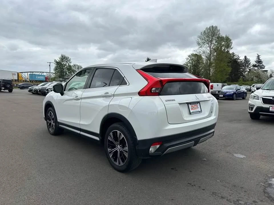 2019 Mitsubishi Eclipse Cross - Image 6 of 17