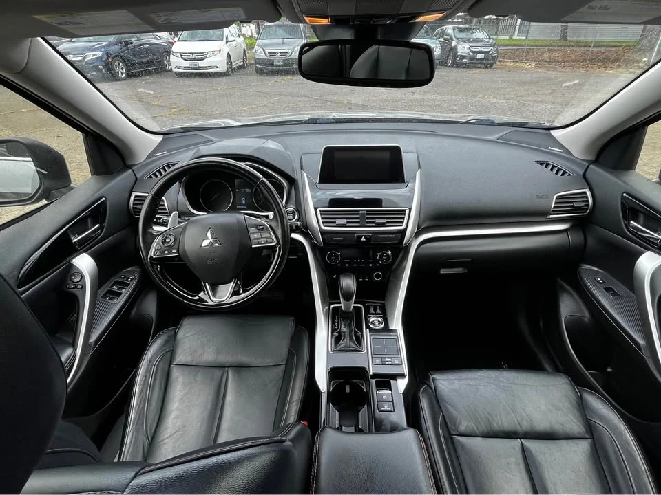 2019 Mitsubishi Eclipse Cross - Image 11 of 18