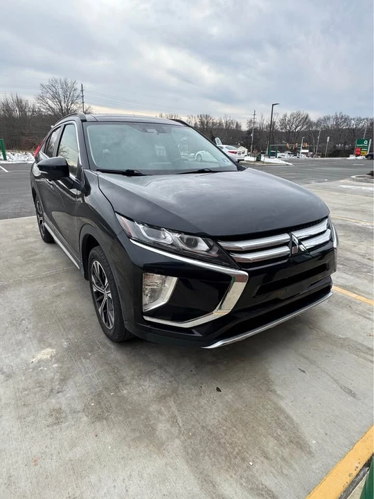2019 Mitsubishi Eclipse Cross - Image 2 of 20