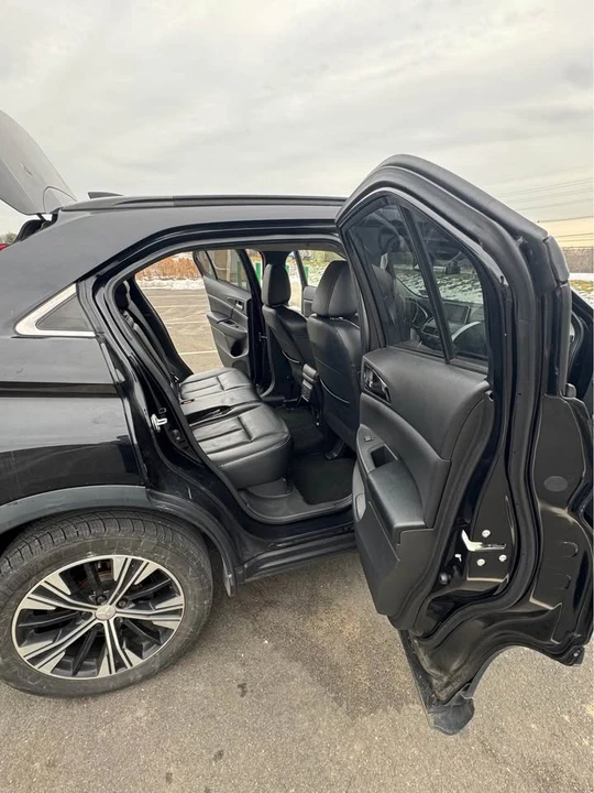 2019 Mitsubishi Eclipse Cross - Image 12 of 20