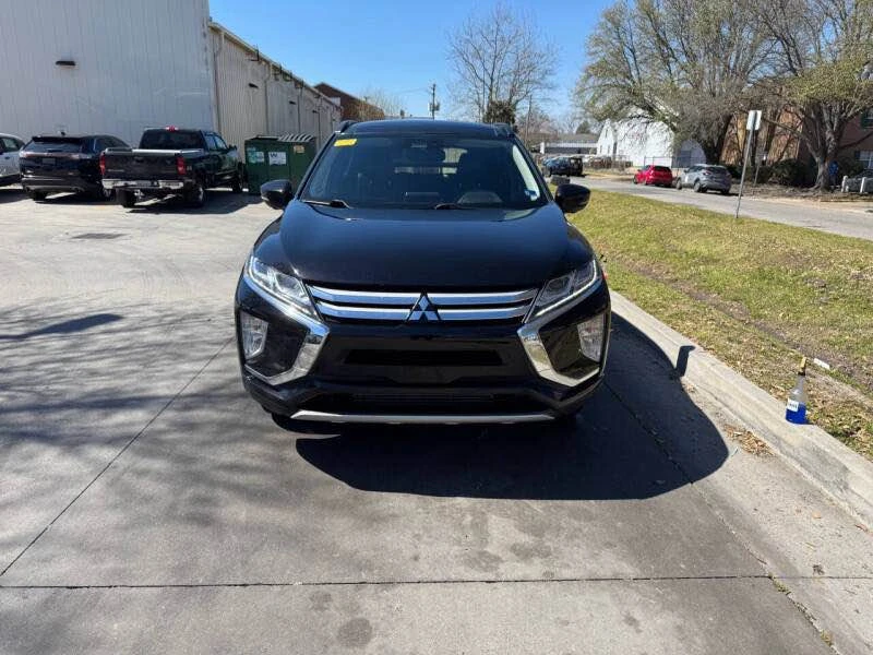 2019 Mitsubishi Eclipse Cross - Image 3 of 19