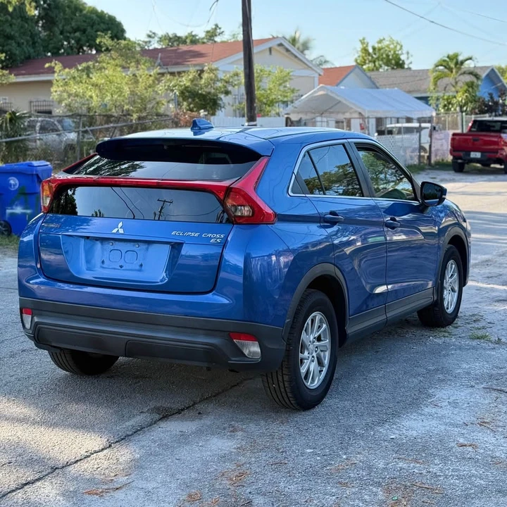 2019 Mitsubishi Eclipse Cross - Image 4 of 10