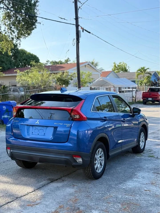 2019 Mitsubishi Eclipse Cross - Image 6 of 9
