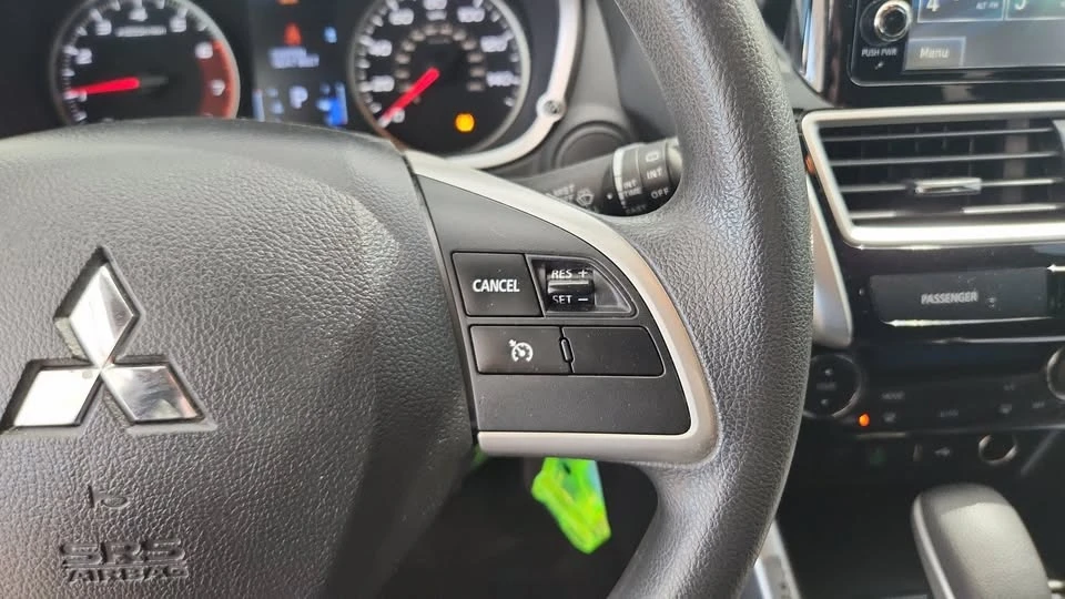 2019 Mitsubishi Eclipse Cross - Image 16 of 20