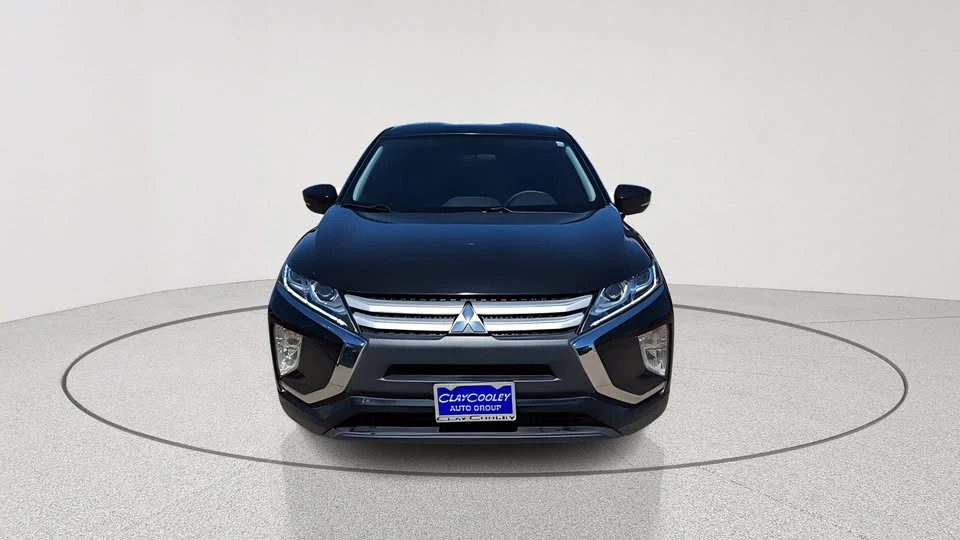 2019 Mitsubishi Eclipse Cross - Image 2 of 20
