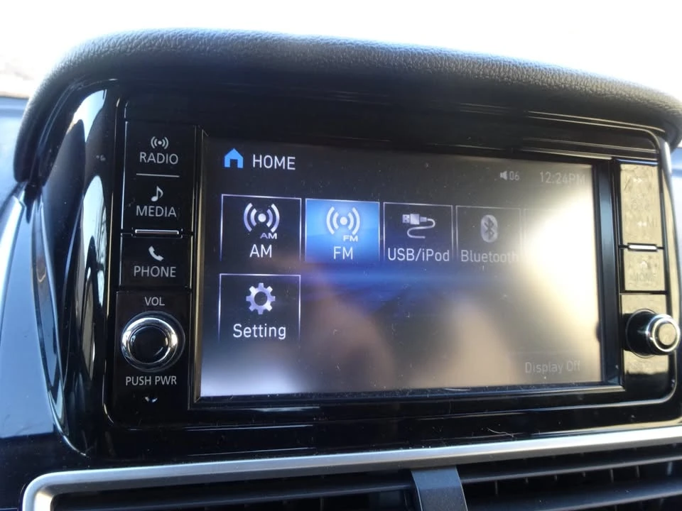 2019 Mitsubishi Eclipse Cross - Image 15 of 20