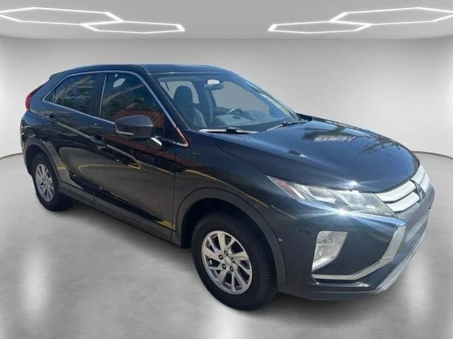 2019 Mitsubishi Eclipse Cross - Image 2 of 14