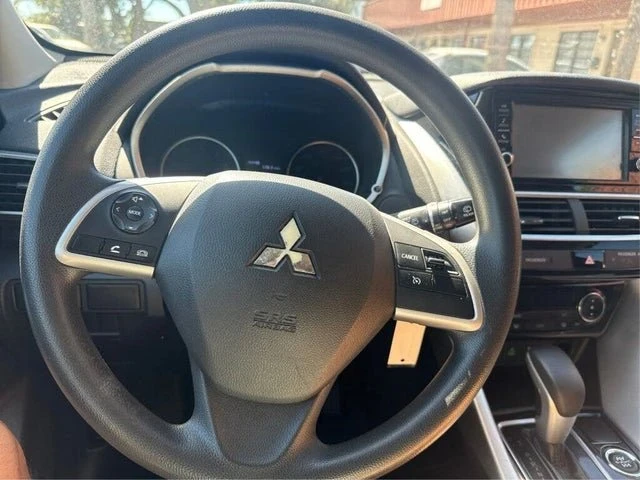 2019 Mitsubishi Eclipse Cross - Image 12 of 14