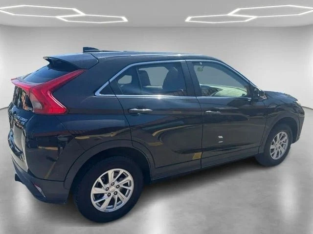 2019 Mitsubishi Eclipse Cross - Image 4 of 14