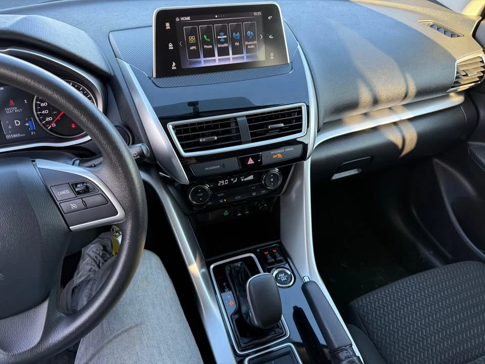 2019 Mitsubishi Eclipse Cross - Image 10 of 16