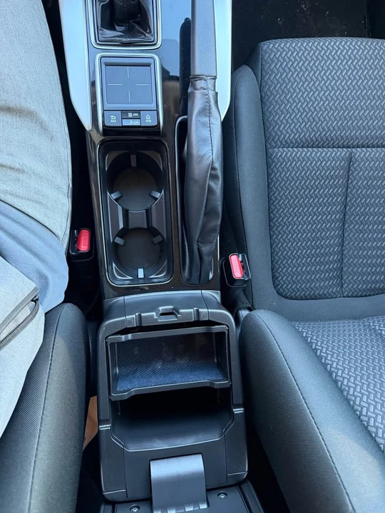 2019 Mitsubishi Eclipse Cross - Image 13 of 16
