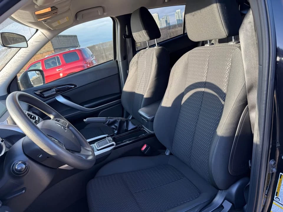 2019 Mitsubishi Eclipse Cross - Image 7 of 16