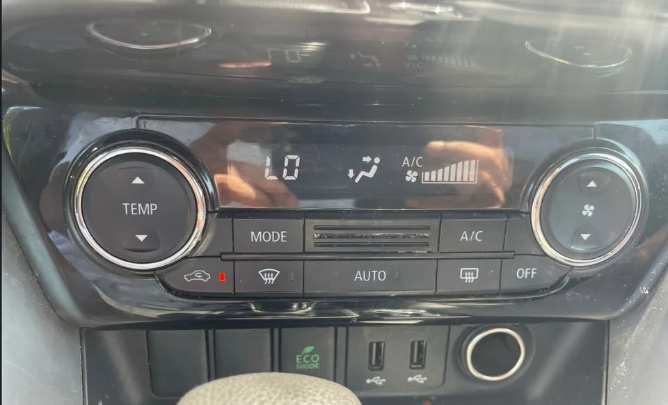 2019 Mitsubishi Eclipse Cross - Image 8 of 10