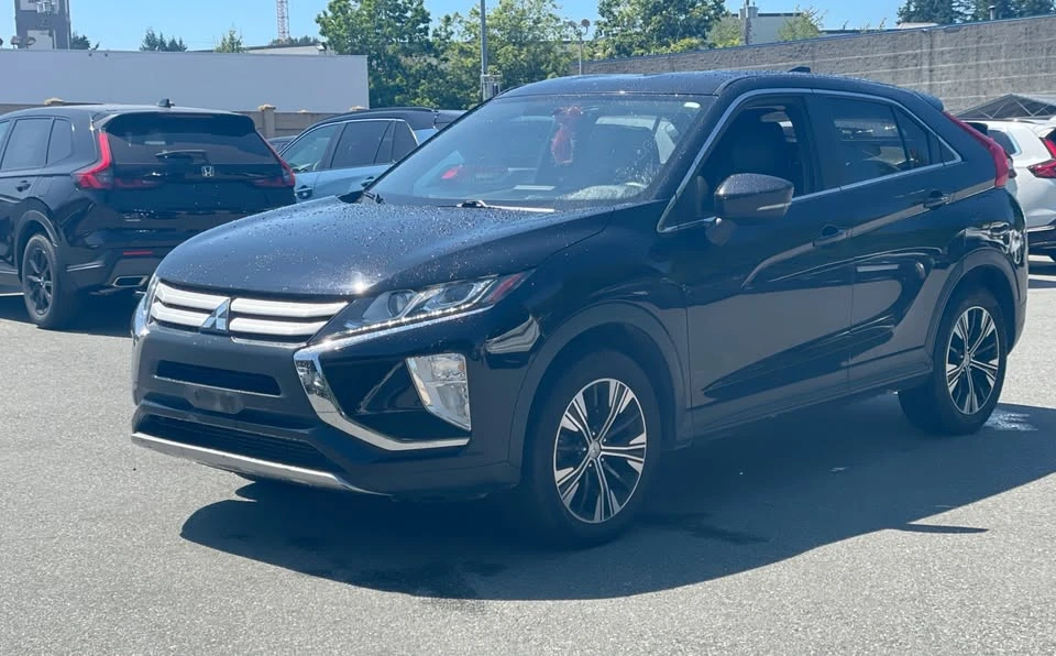 2019 Mitsubishi Eclipse Cross - Image 2 of 10