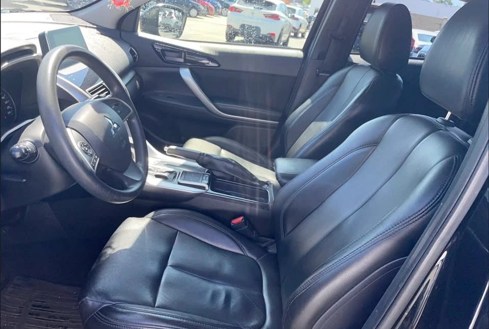 2019 Mitsubishi Eclipse Cross - Image 5 of 10