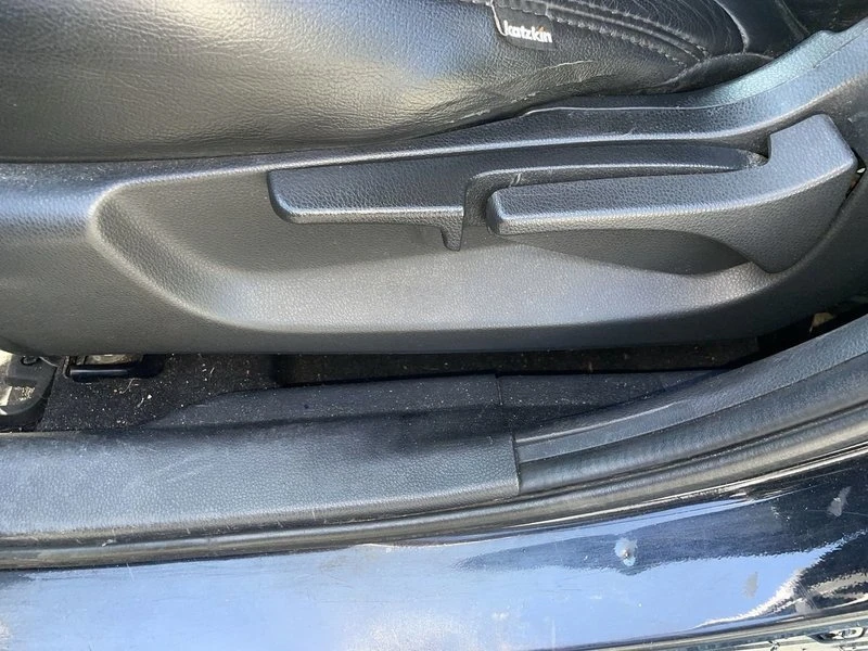 2019 Mitsubishi Eclipse Cross - Image 10 of 20