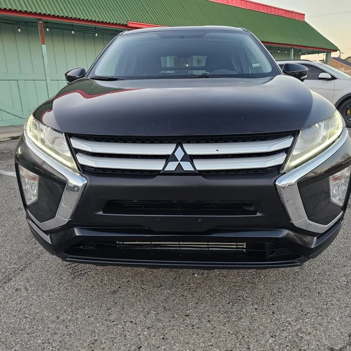 2019 Mitsubishi Eclipse Cross - Image 6 of 16