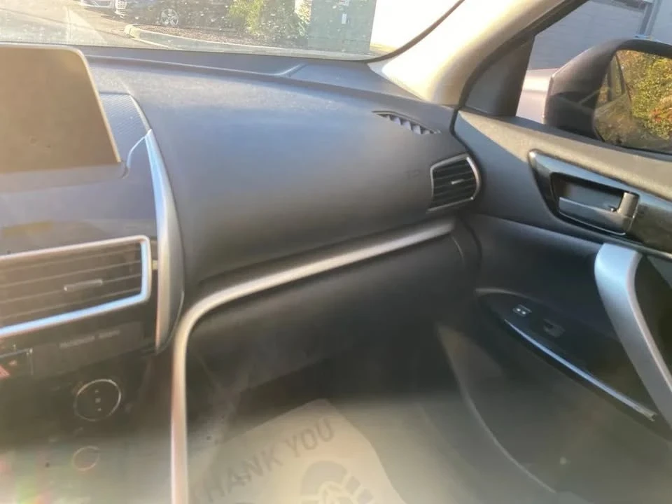 2019 Mitsubishi Eclipse Cross - Image 10 of 12