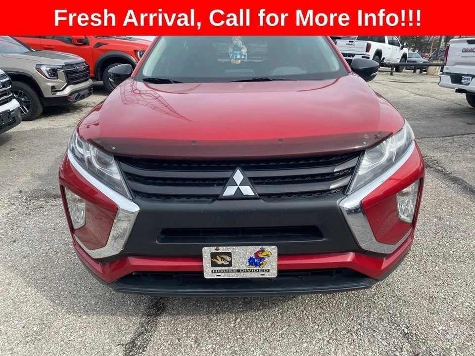 2019 Mitsubishi Eclipse Cross - Image 3 of 9