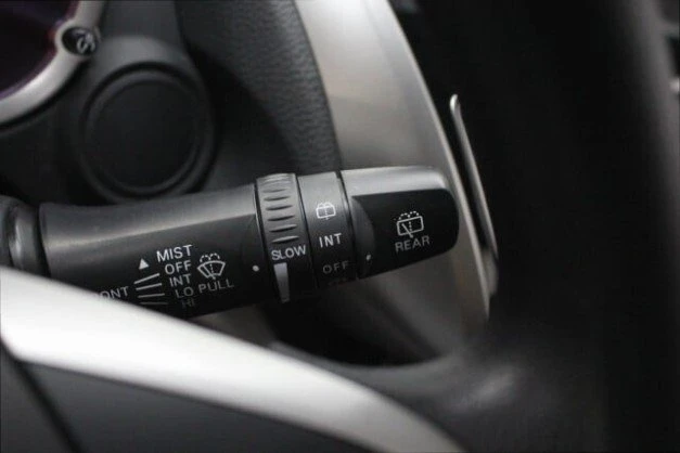 2019 Mitsubishi Eclipse Cross - Image 14 of 20