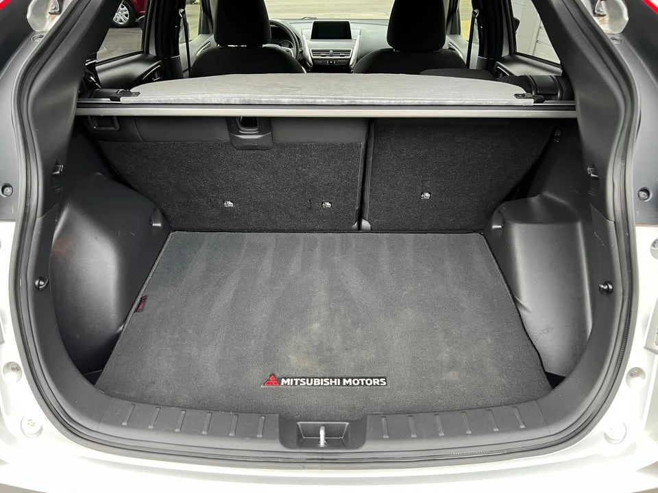 2019 Mitsubishi Eclipse Cross - Image 9 of 10