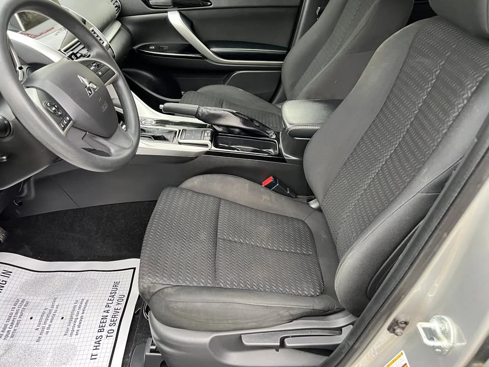 2019 Mitsubishi Eclipse Cross - Image 7 of 10
