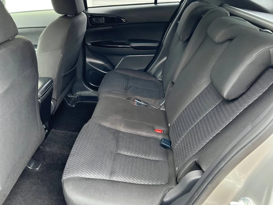 2019 Mitsubishi Eclipse Cross - Image 8 of 10