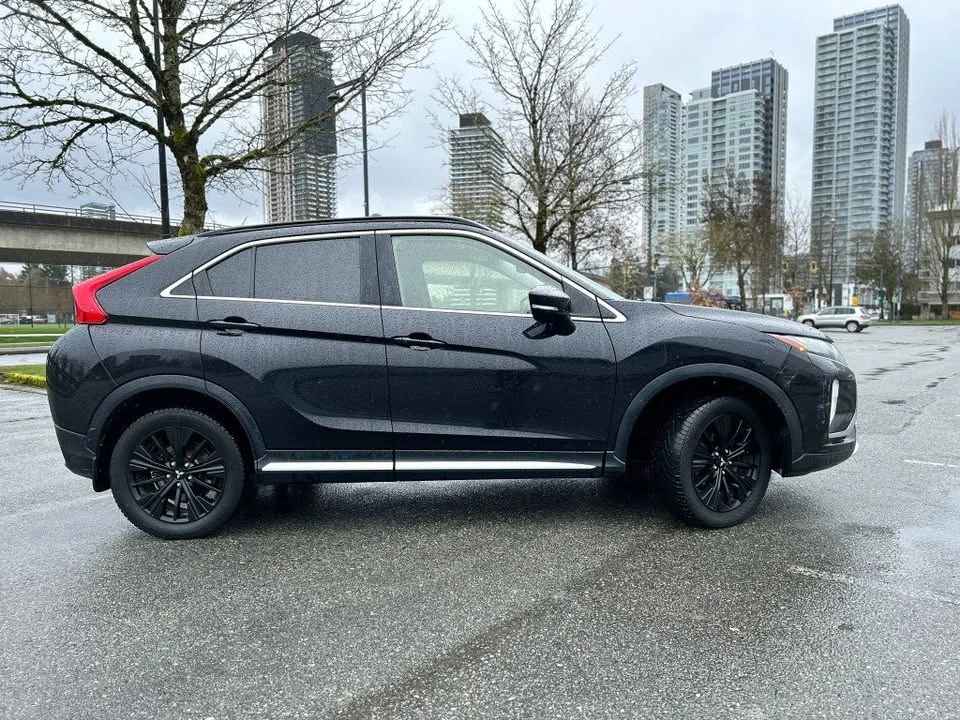 2019 Mitsubishi Eclipse Cross - Image 8 of 20