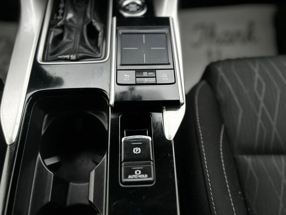 2019 Mitsubishi Eclipse Cross - Image 17 of 20