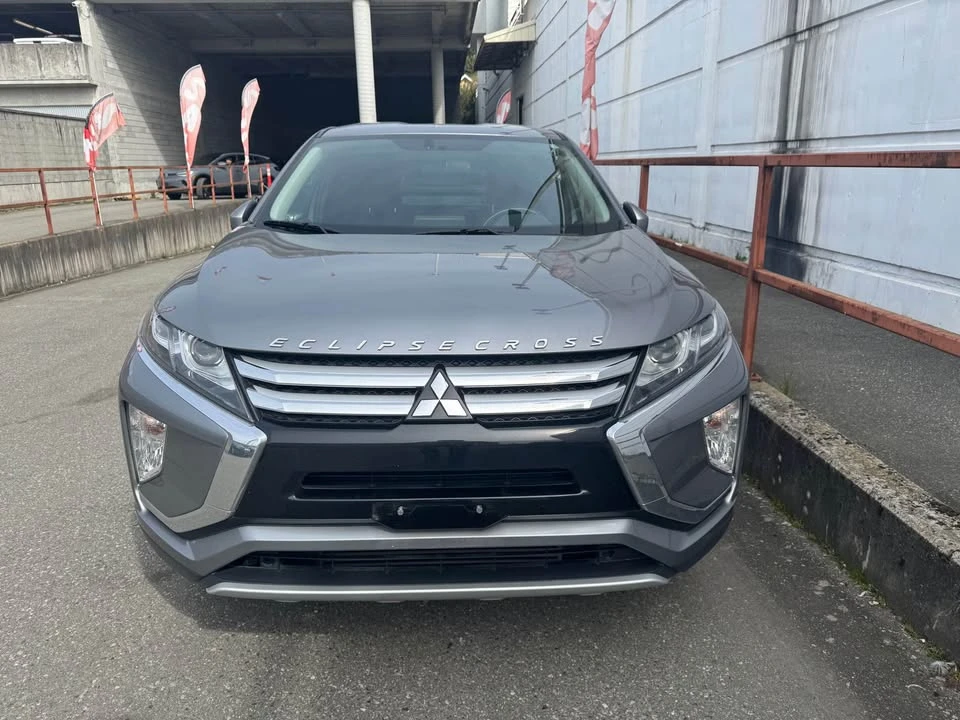2019 Mitsubishi Eclipse Cross - Image 2 of 10