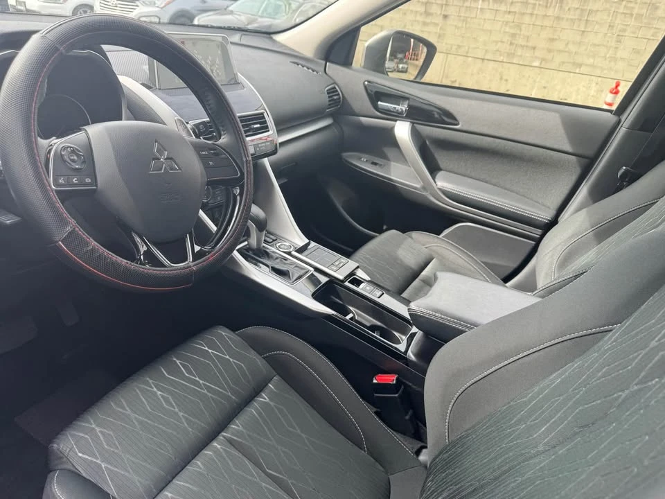 2019 Mitsubishi Eclipse Cross - Image 6 of 10