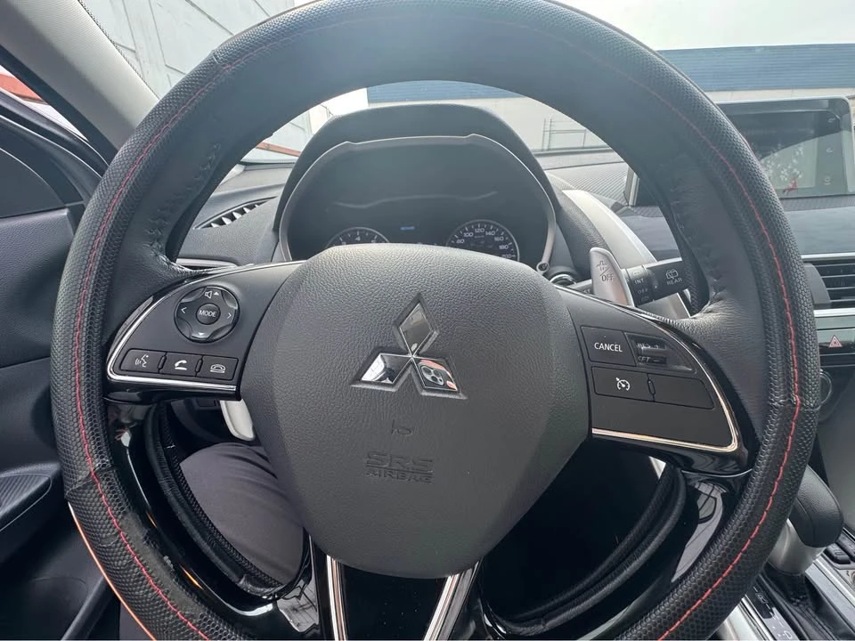 2019 Mitsubishi Eclipse Cross - Image 10 of 10