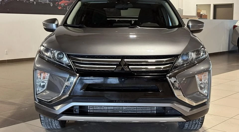 2019 Mitsubishi Eclipse Cross - Image 2 of 20