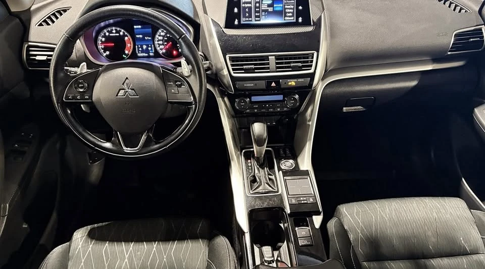 2019 Mitsubishi Eclipse Cross - Image 15 of 20