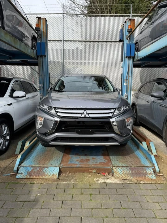 2019 Mitsubishi Eclipse Cross - Image 2 of 2