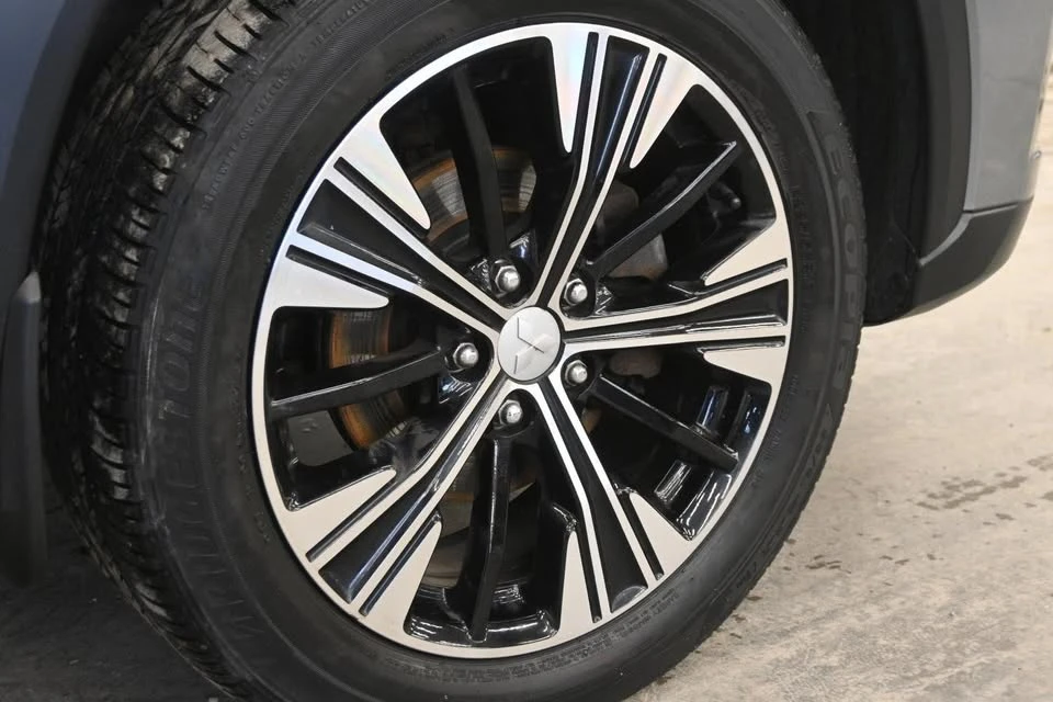2019 Mitsubishi Eclipse Cross - Image 7 of 12