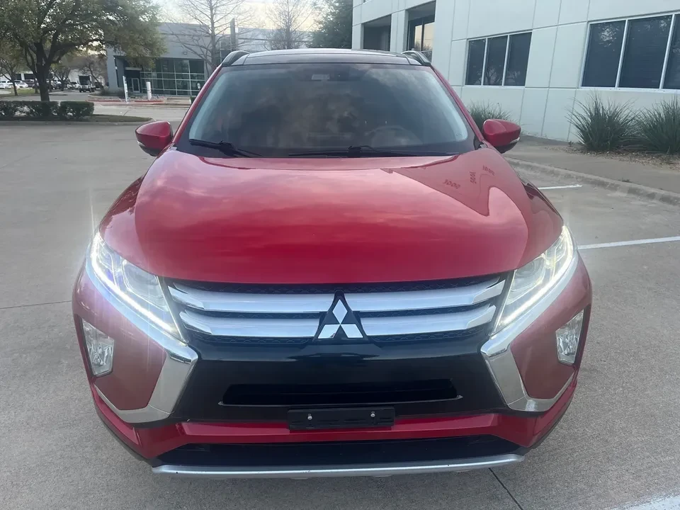 2019 Mitsubishi Eclipse Cross - Image 3 of 20
